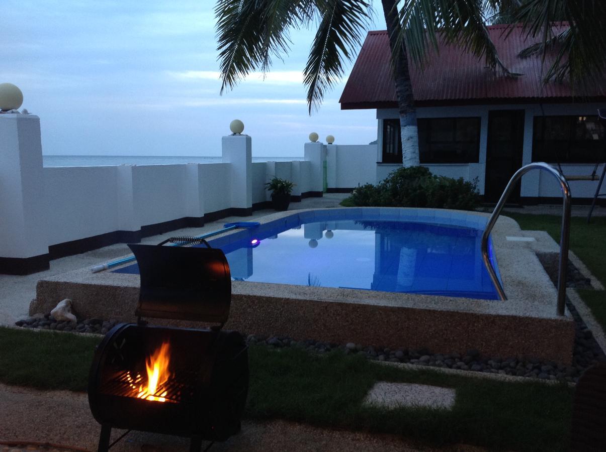 Bamboo Beachhouse Dormitory Garcia Hernandez Eksteriør bilde